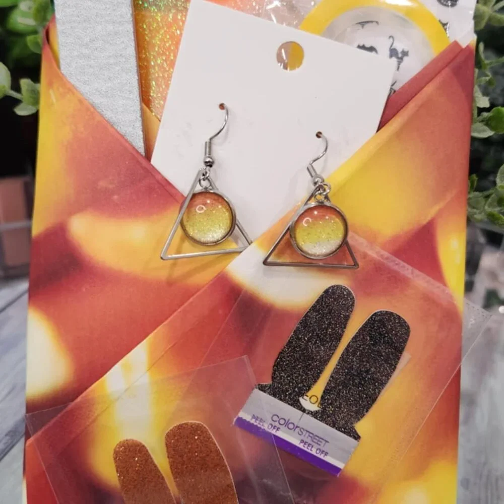 Blind Date with a Mani Bundle- Halloween